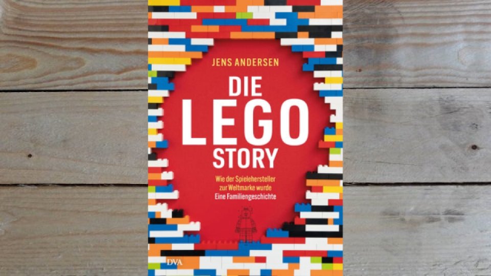 GALORE verlost 5 Exemplare von Jens Andersens  neuem Buch "Die LEGO-Story!"